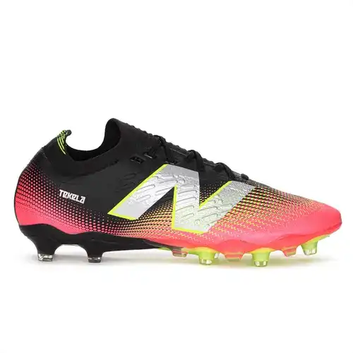 Foto da Chuteira New Balance Tekela Pro Low FG V4 Masculino