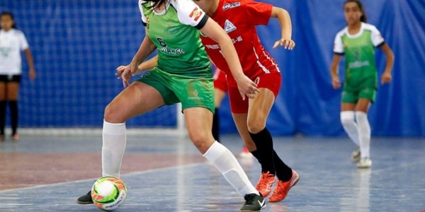 Melhores chuteiras de futsal para mulheres em 2024